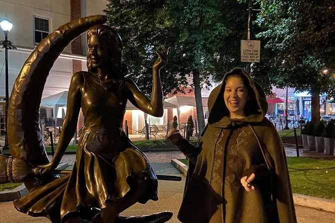 Combo Package for Two Spooky Walking Tours in Salem
