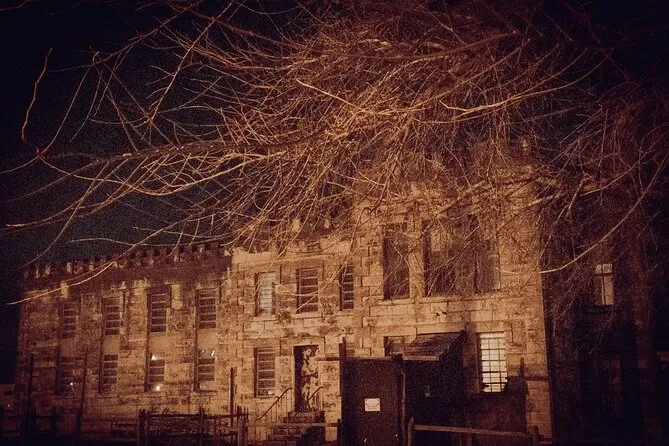 Adults Only Ghost Tour in Georgetown