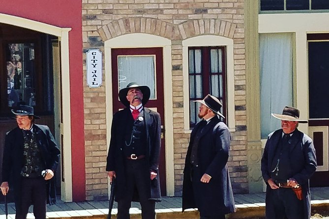 The Tombstone and Bisbee sightseeing day tour with Saguaro National Park