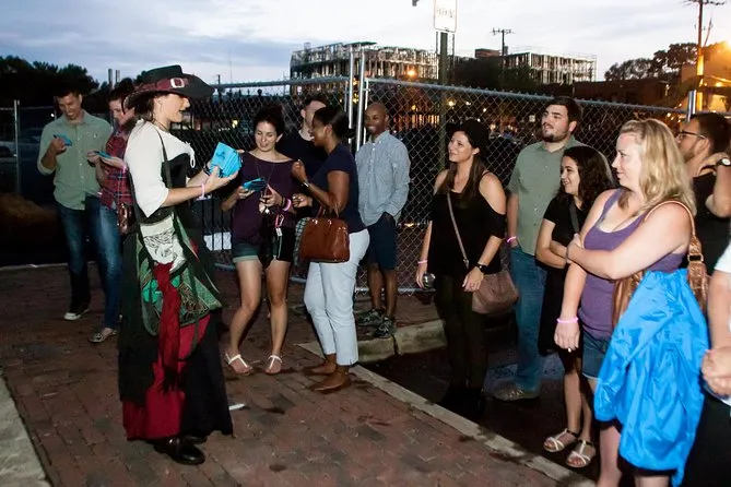 Charleston Haunted Booze and Boos Ghost Walking Tour